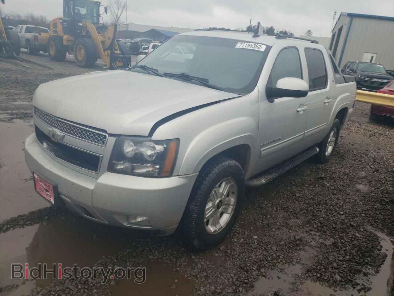 Фотография 3GNVKFE00AG120302 - CHEVROLET AVALANCHE 2010