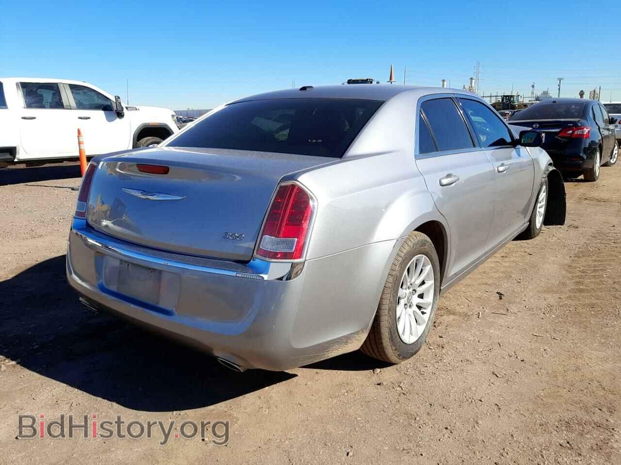2014 CHRYSLER 300 - VIN: 2C3CCAAG1EH164984 - Фото 4