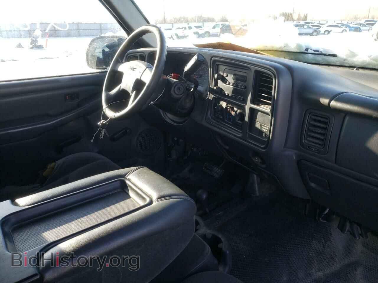 2007 GMC SIERRA - VIN: 1GTHK24D07E102319 - Фото 9