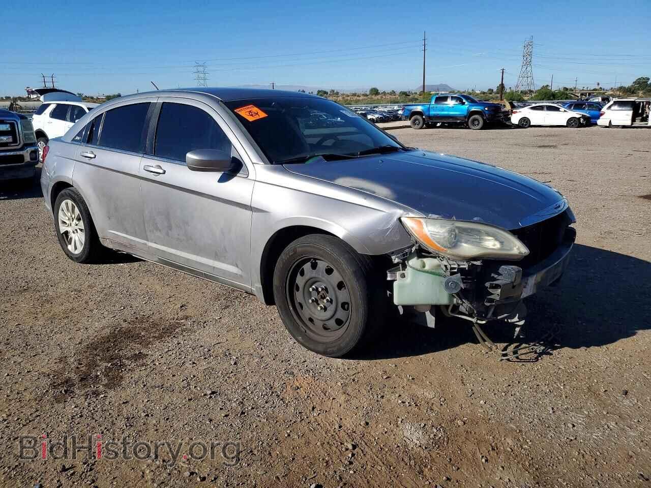 2013 CHRYSLER 200 - VIN: 1C3CCBAB3DN647313 - Photo 4