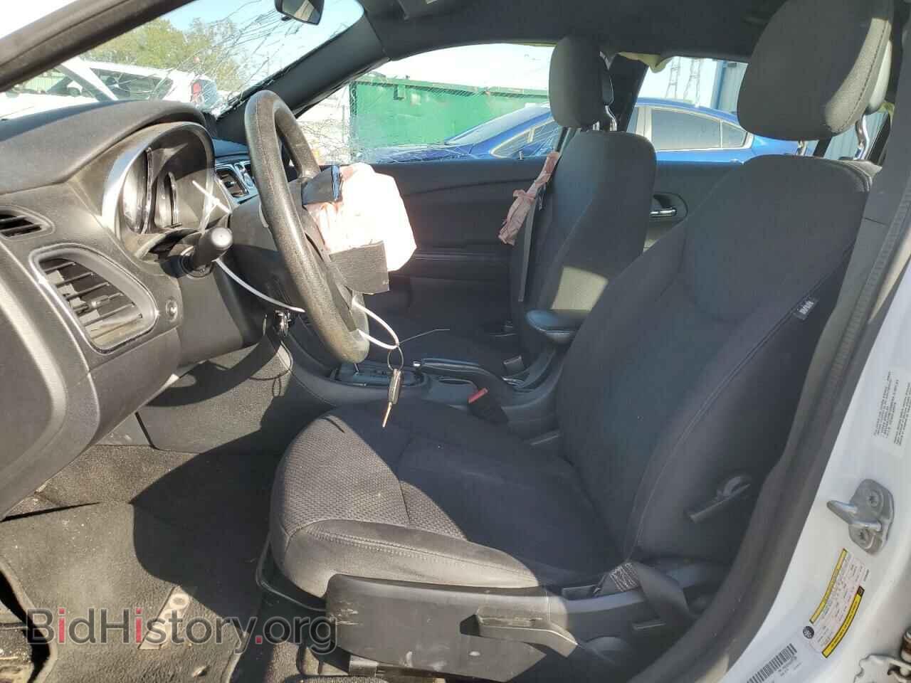 2014 CHRYSLER 200 - VIN: 1C3CCBAB6EN204560 - Фото 7
