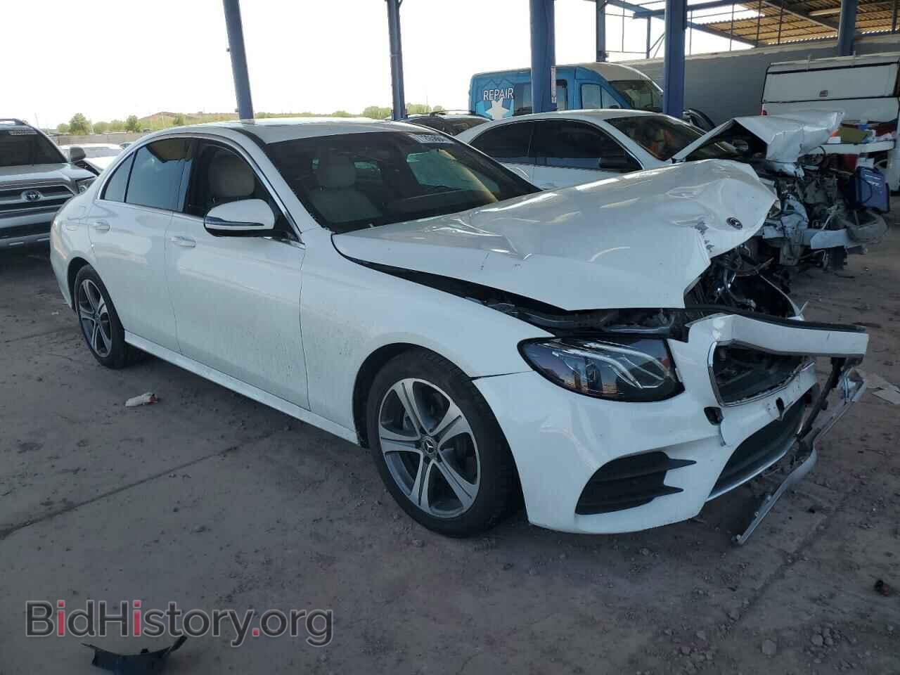 2019 MERCEDES-BENZ E-CLASS - VIN: WDDZF4KB0KA577304 - Фото 4