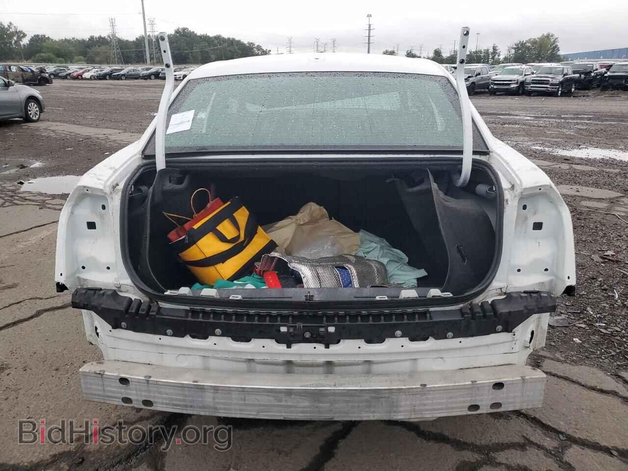 2019 CHRYSLER 300 - VIN: 2C3CCAGG2KH698594 - Фото 6