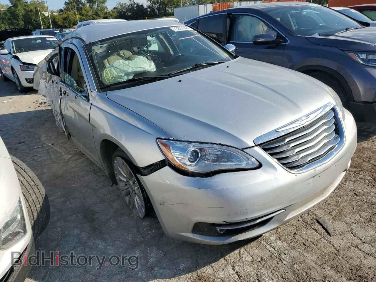 2011 CHRYSLER 200 - VIN: 1C3BC2FB8BN613790 - Фото 4