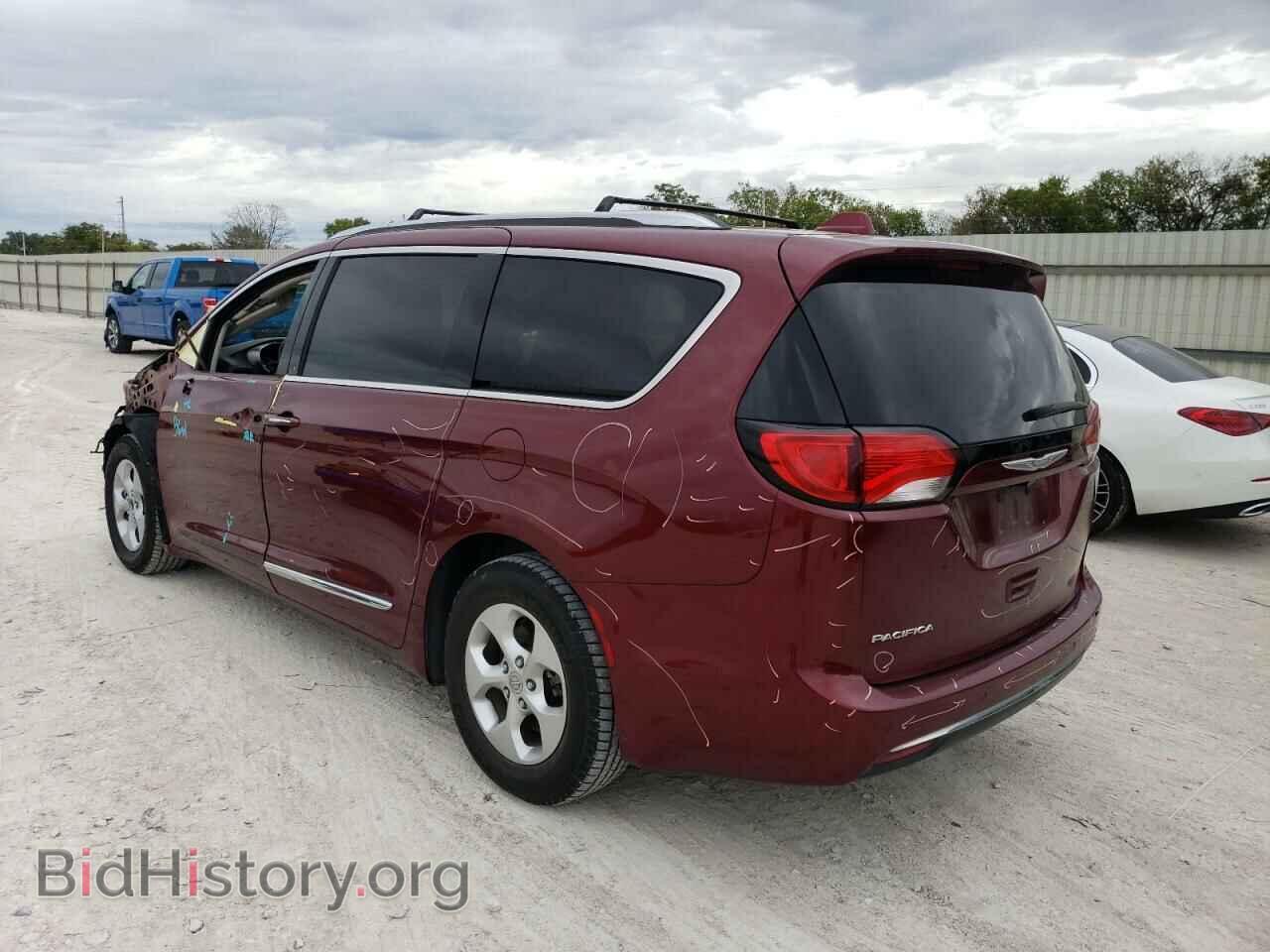 2017 CHRYSLER PACIFICA - VIN: 2C4RC1EG7HR782292 - Photo 2