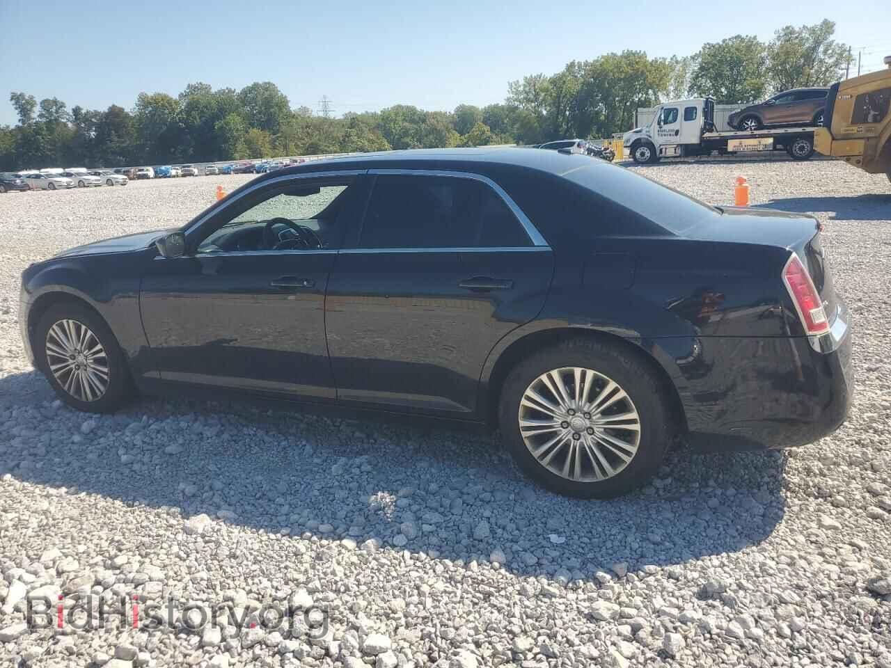 2014 CHRYSLER 300 - VIN: 2C3CCARG9EH384264 - Фото 2