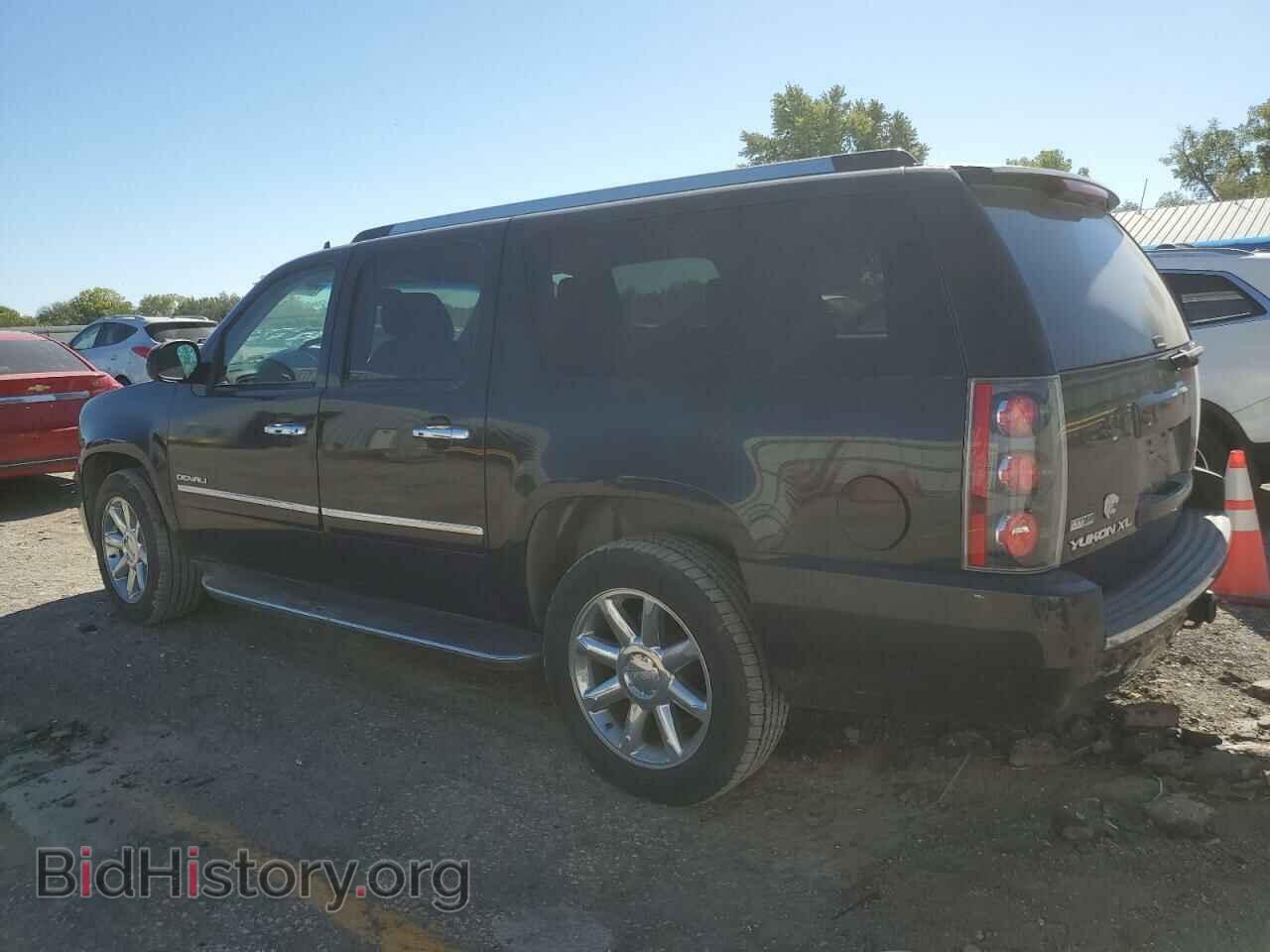 2011 GMC YUKON - VIN: 1GKS2MEF8BR301285 - Фото 2