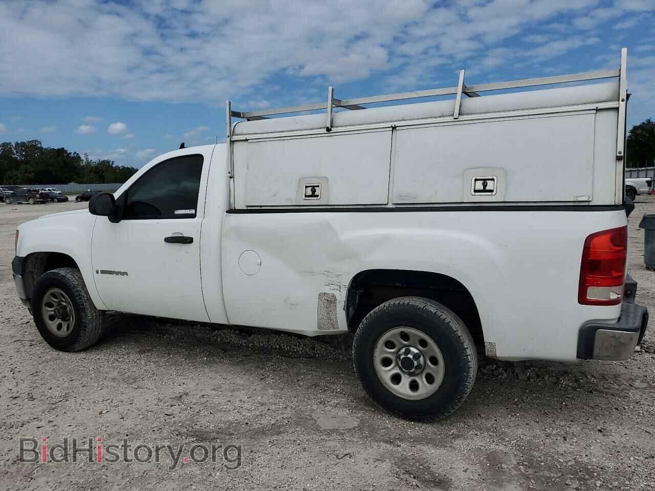 2007 GMC SIERRA - VIN: 1GTEC14C77Z642728 - Фото 2
