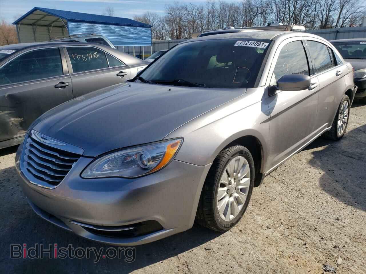 2013 CHRYSLER 200 - VIN: 1C3CCBAB2DN733440 - Photo 2