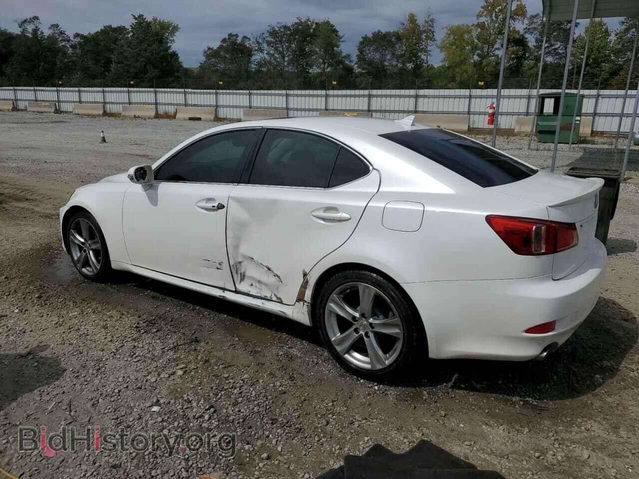 2011 LEXUS IS - VIN: JTHBF5C25B5148070 - Фото 2