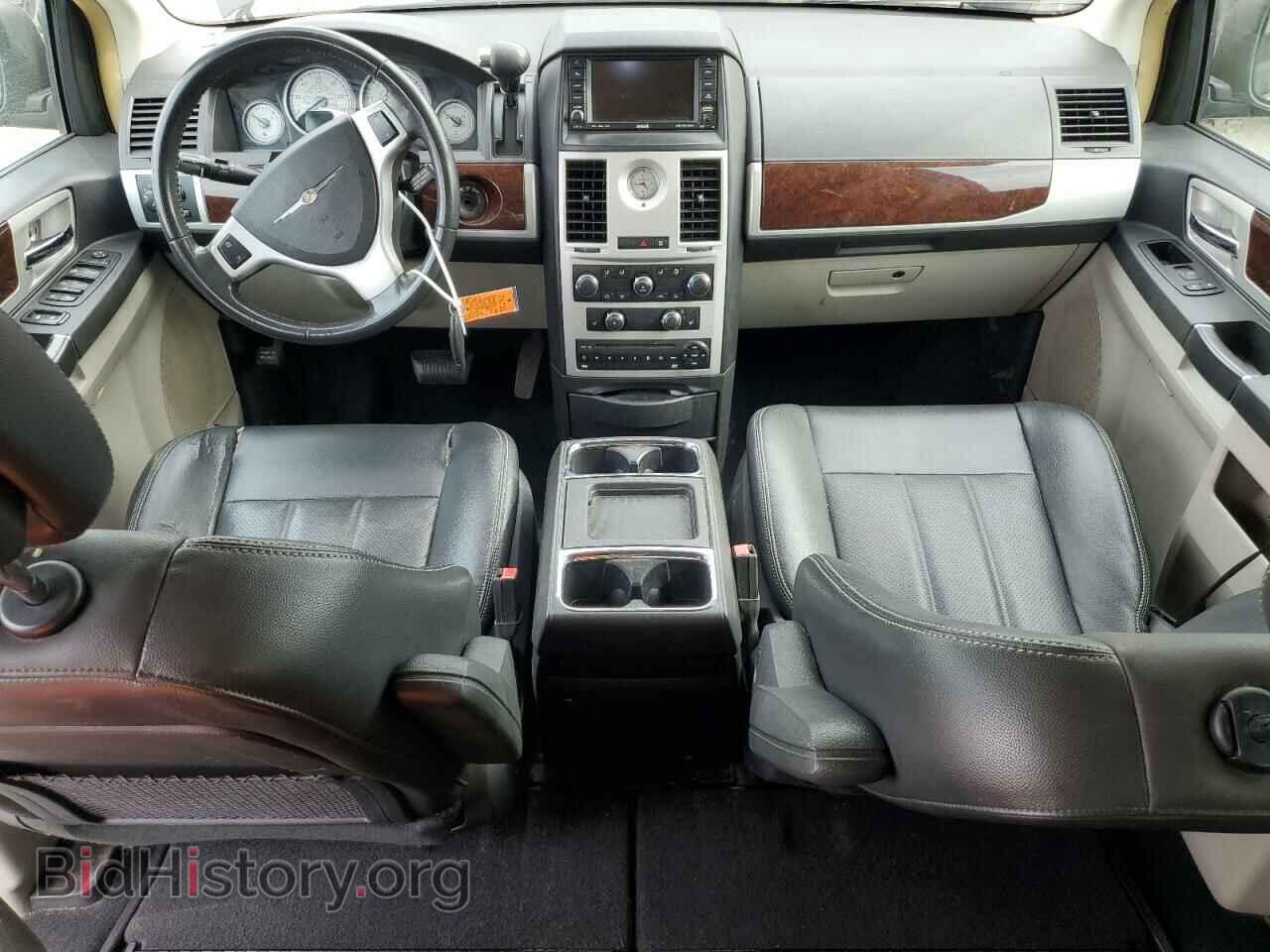2010 CHRYSLER MINIVAN - VIN: 2A4RR8DX1AR330542 - Фото 8