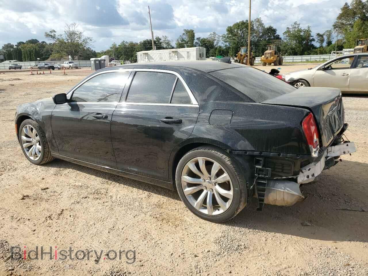 2017 CHRYSLER 300 - VIN: 2C3CCAAG9HH607595 - Фото 2