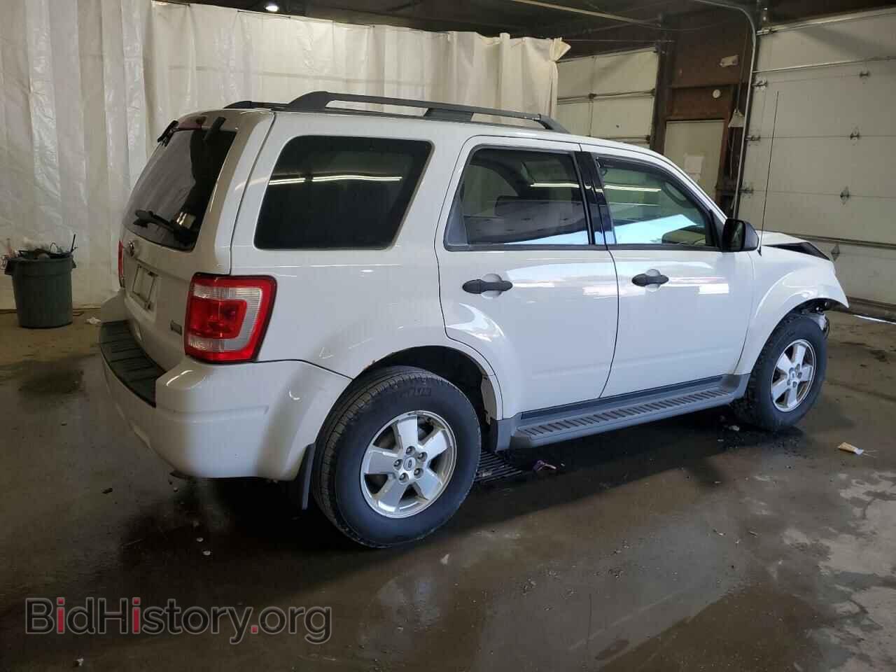 2011 FORD ESCAPE - VIN: 1FMCU9DG8BKB04641 - Фото 3