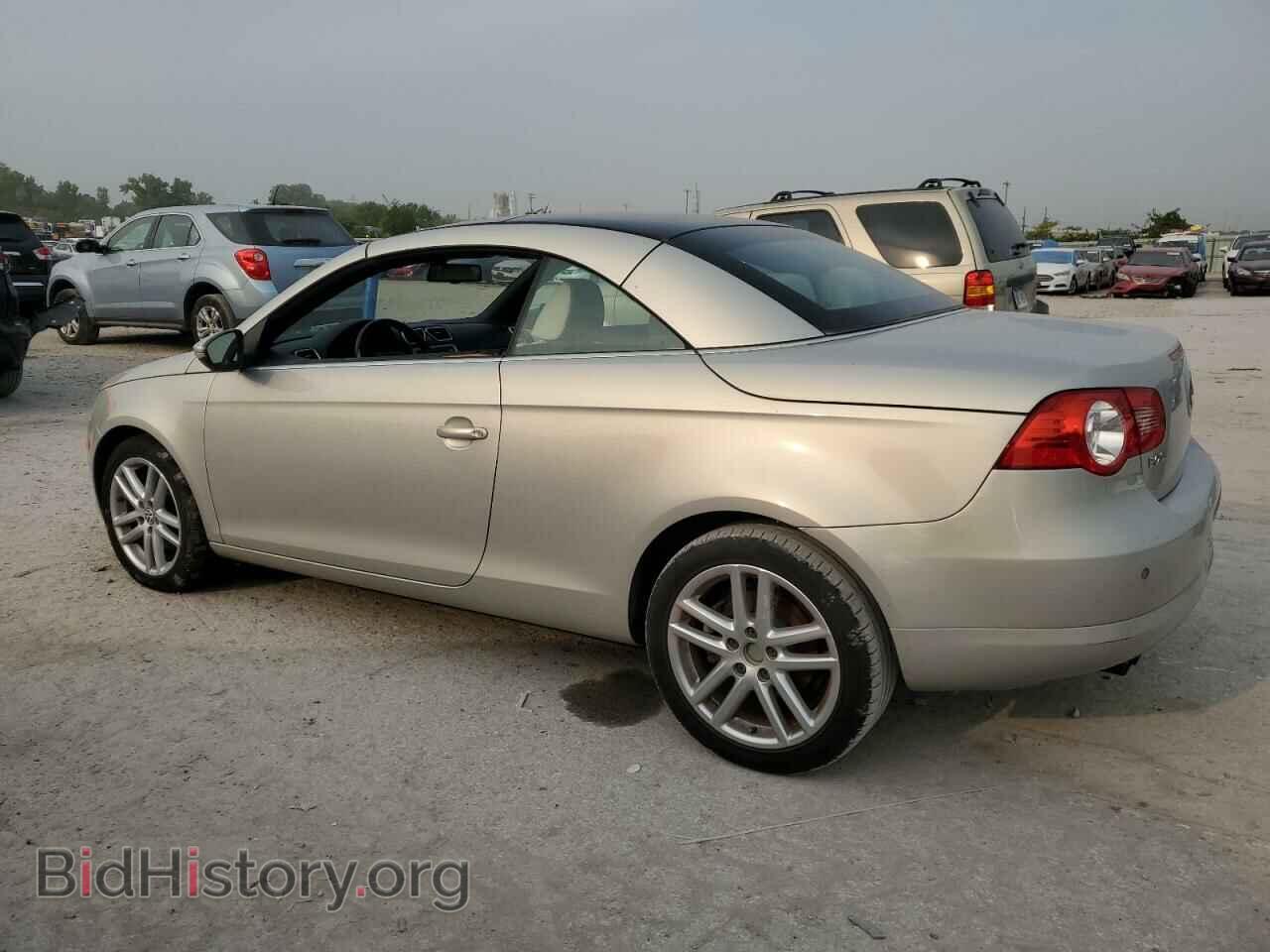 2009 VOLKSWAGEN EOS - VIN: WVWFA71F79V013069 - Фото 2