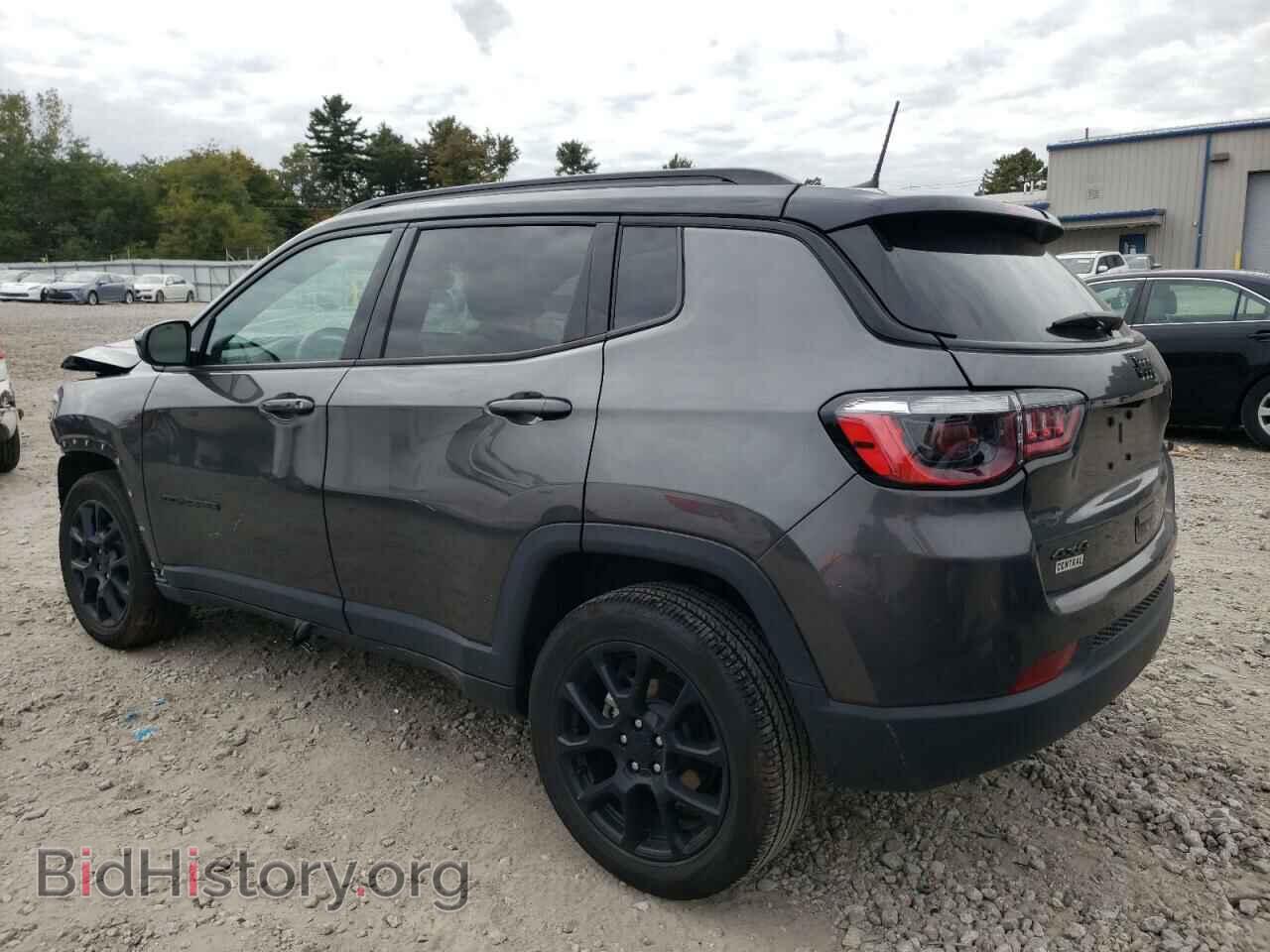 2022 JEEP COMPASS - VIN: 3C4NJDBB1NT190586 - Фото 2