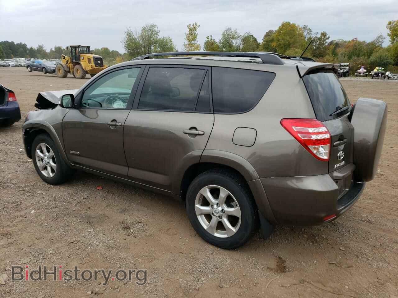 2011 TOYOTA RAV4 - VIN: 2T3DF4DV5BW152884 - Photo 2