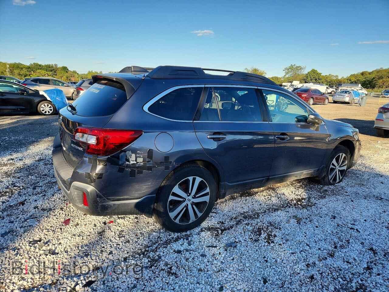 2018 SUBARU OUTBACK - VIN: 4S4BSANC6J3231783 - Photo 3