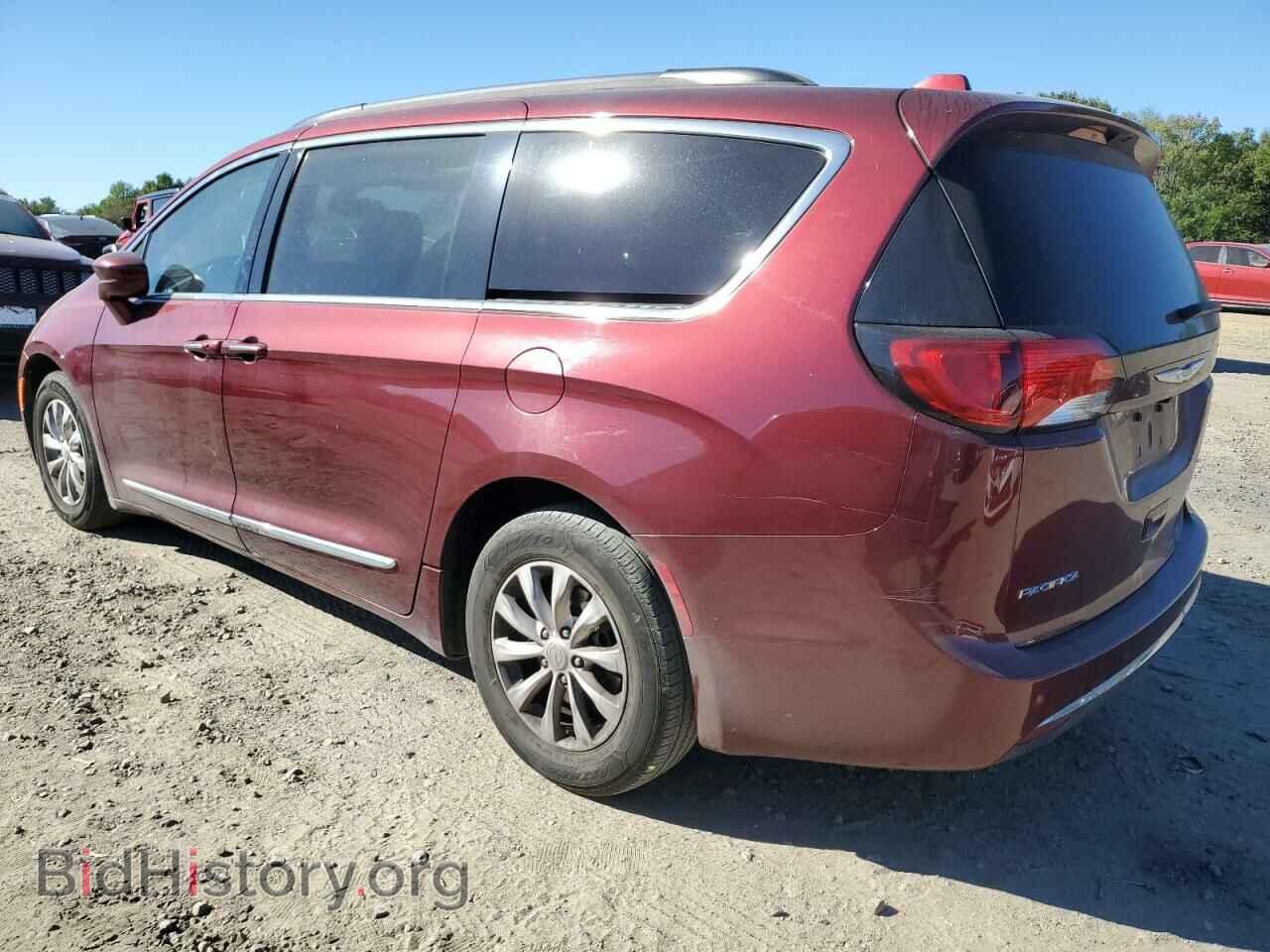 2017 CHRYSLER PACIFICA - VIN: 2C4RC1BG8HR642725 - Photo 2