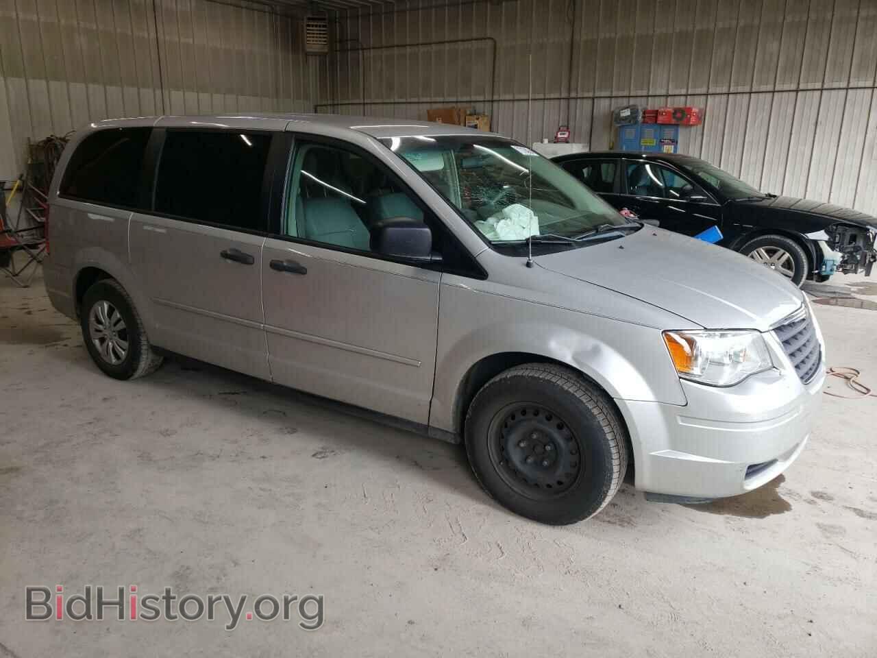 2008 CHRYSLER MINIVAN - VIN: 2A8HR44HX8R790904 - Фото 4
