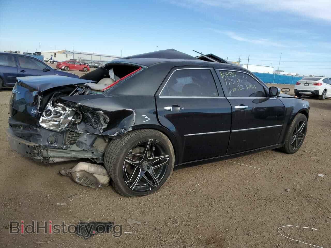 2010 CHRYSLER 300 - VIN: 2C3CA3CV4AH217636 - Фото 3