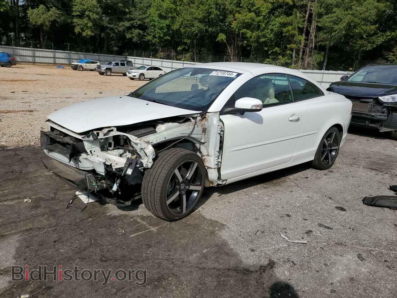 Photo YV1672MC6CJ129746 - VOLVO C70 2012