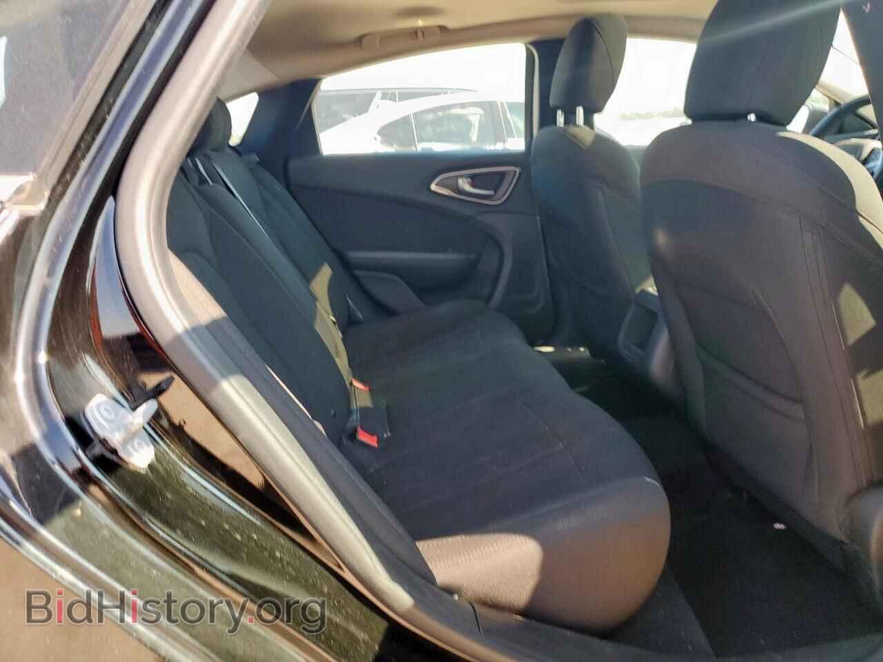 2016 CHRYSLER 200 - VIN: 1C3CCCAB1GN168530 - Фото 10