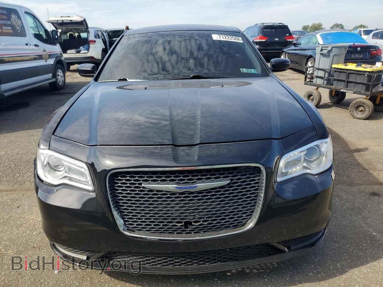 2019 CHRYSLER 300 - VIN: 2C3CCARG0KH573414 - Photo 5
