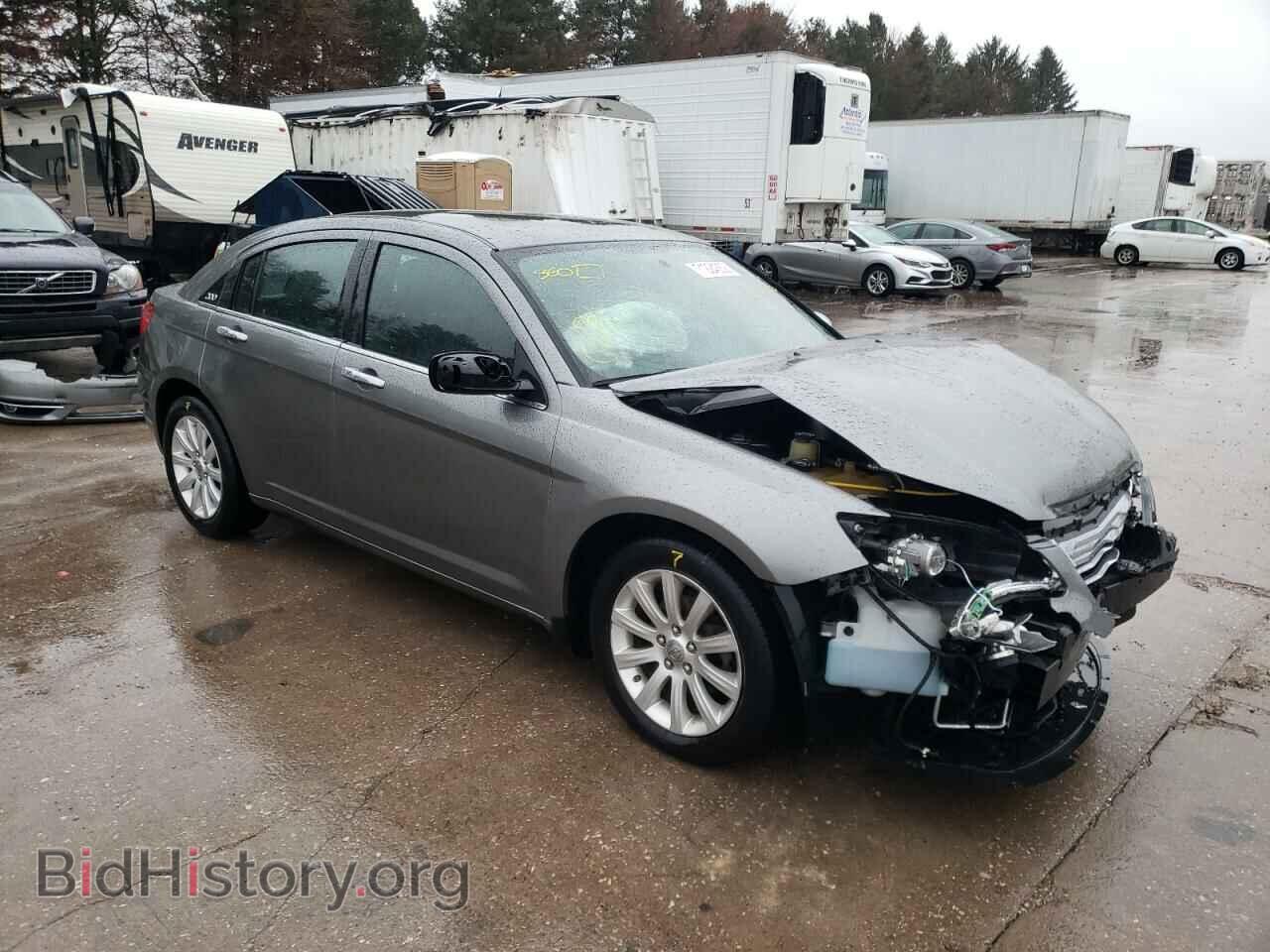 2013 CHRYSLER 200 - VIN: 1C3CCBCGXDN674579 - Photo 4