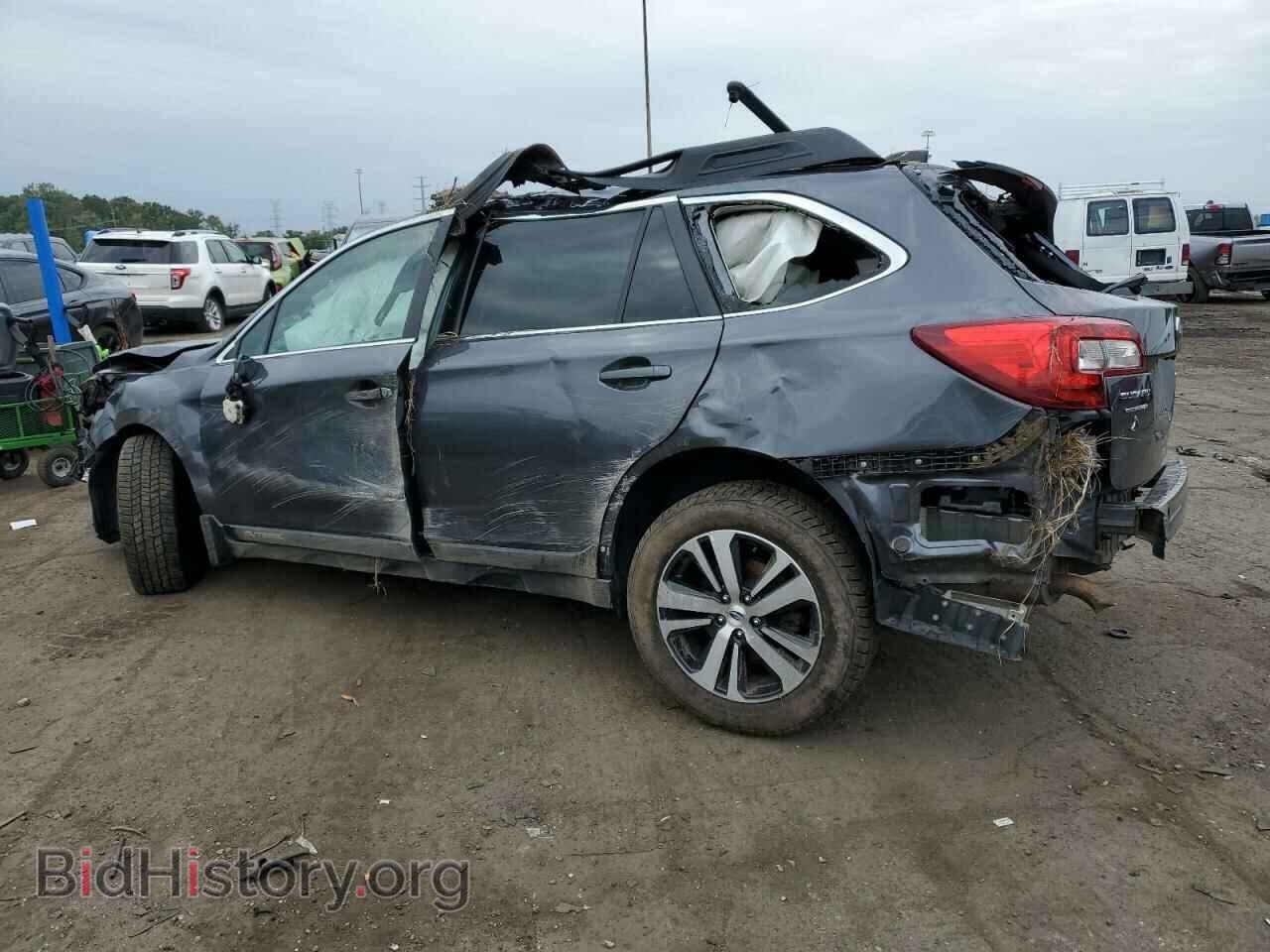 2018 SUBARU OUTBACK - VIN: 4S4BSAKC2J3228514 - Фото 2