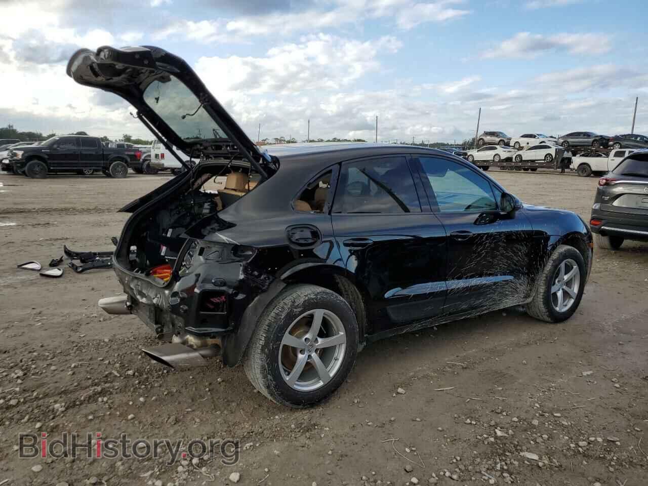 2017 PORSCHE MACAN - VIN: WP1AA2A58HLB04994 - Фото 3