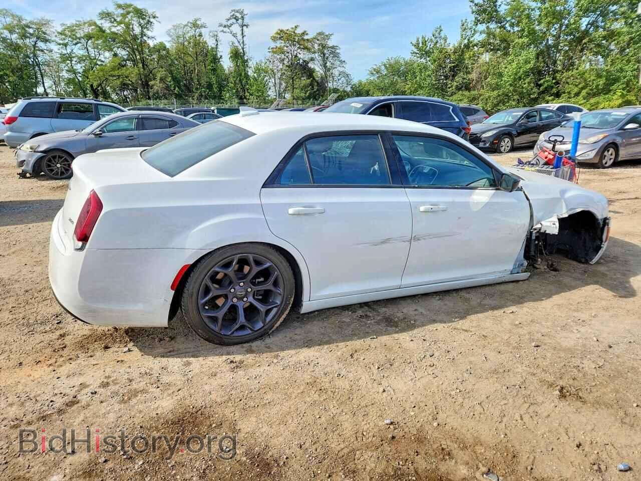 2019 CHRYSLER 300 - VIN: 2C3CCAAG3KH722989 - Photo 3