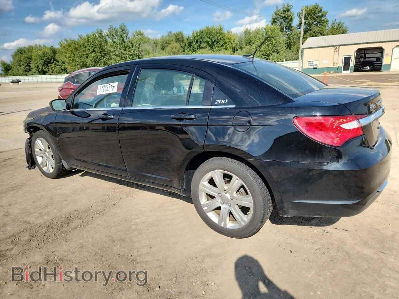 2013 CHRYSLER 200 - VIN: 1C3CCBBB2DN577480 - Фото 2