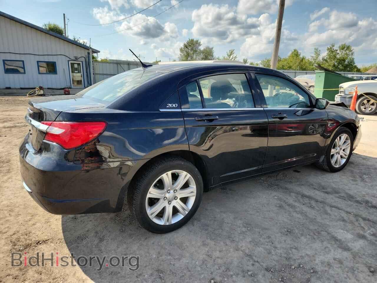 2013 CHRYSLER 200 - VIN: 1C3CCBBB2DN577480 - Фото 3
