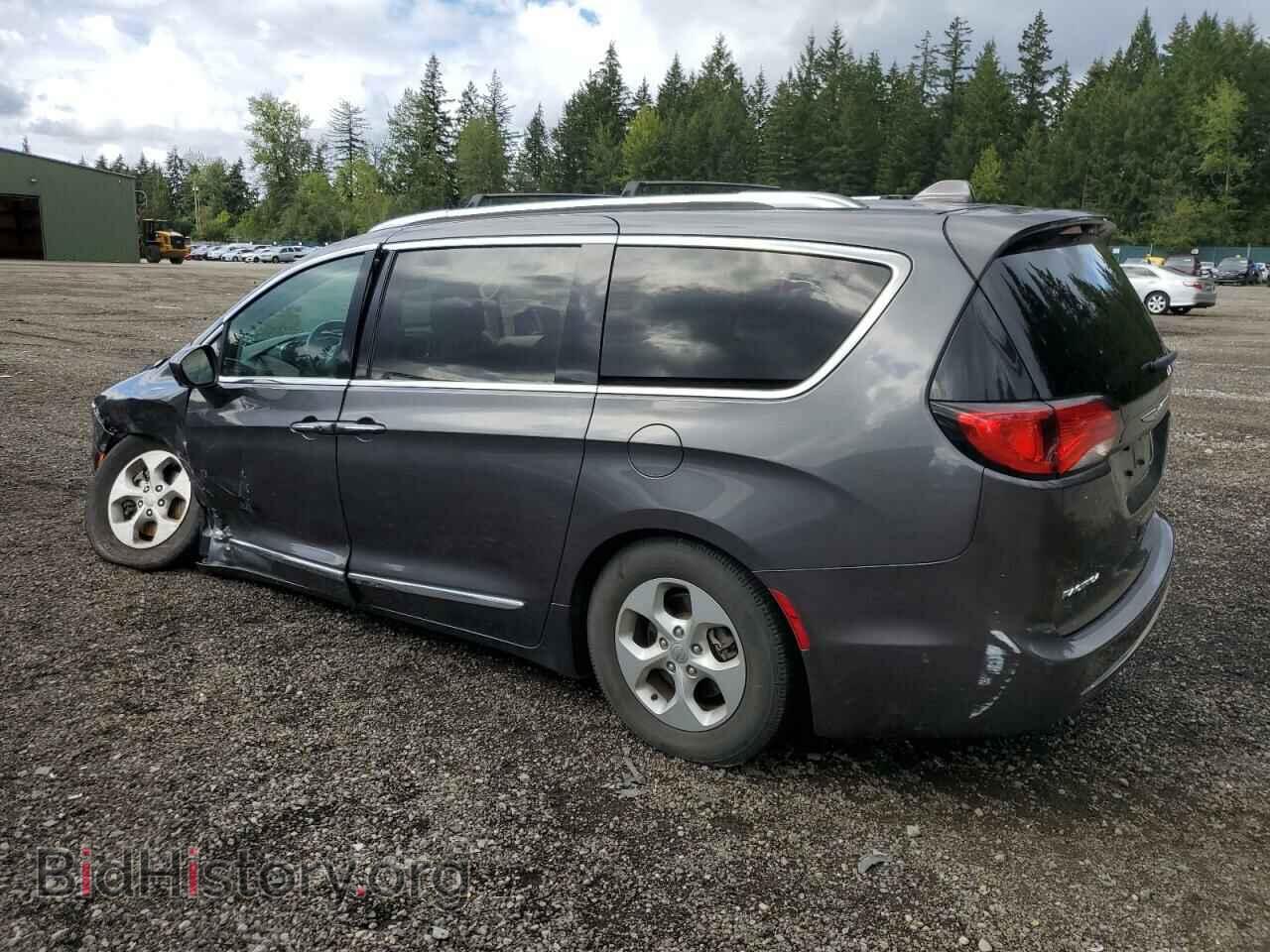 2017 CHRYSLER PACIFICA - VIN: 2C4RC1EG6HR525947 - Photo 2