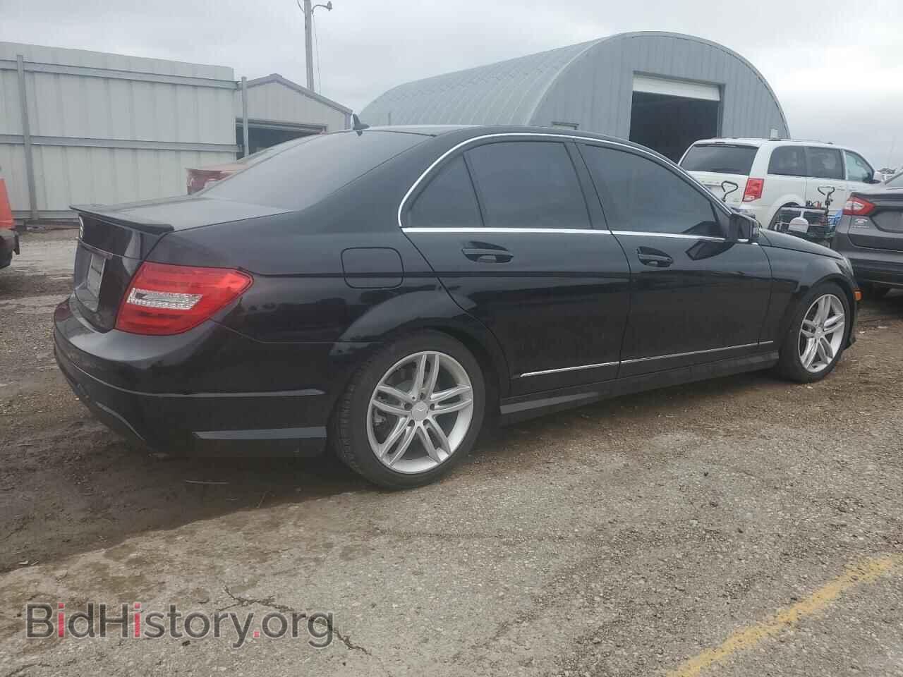 2013 MERCEDES-BENZ C-CLASS - VIN: WDDGF4HB4DA803376 - Фото 3