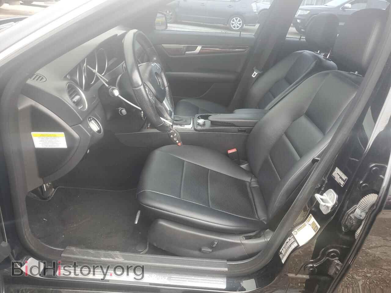2013 MERCEDES-BENZ C-CLASS - VIN: WDDGF4HB4DA803376 - Фото 7