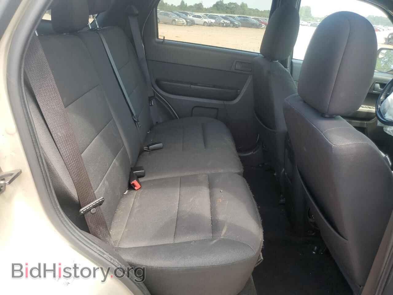 2011 FORD ESCAPE - VIN: 1FMCU0D70BKC09914 - Фото 11