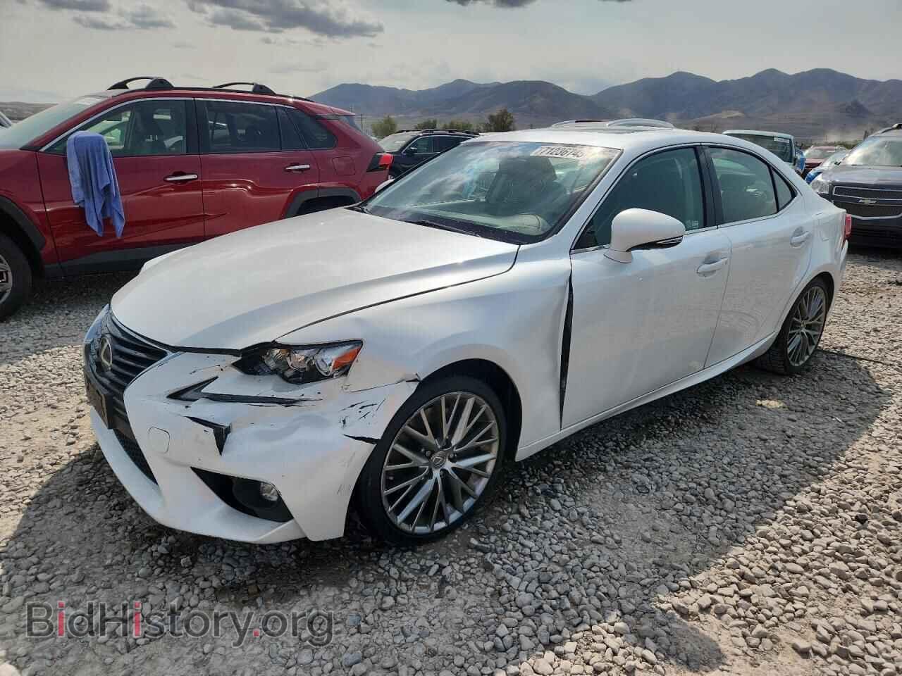 Photo JTHCM1D23G5003716 - LEXUS IS 2016