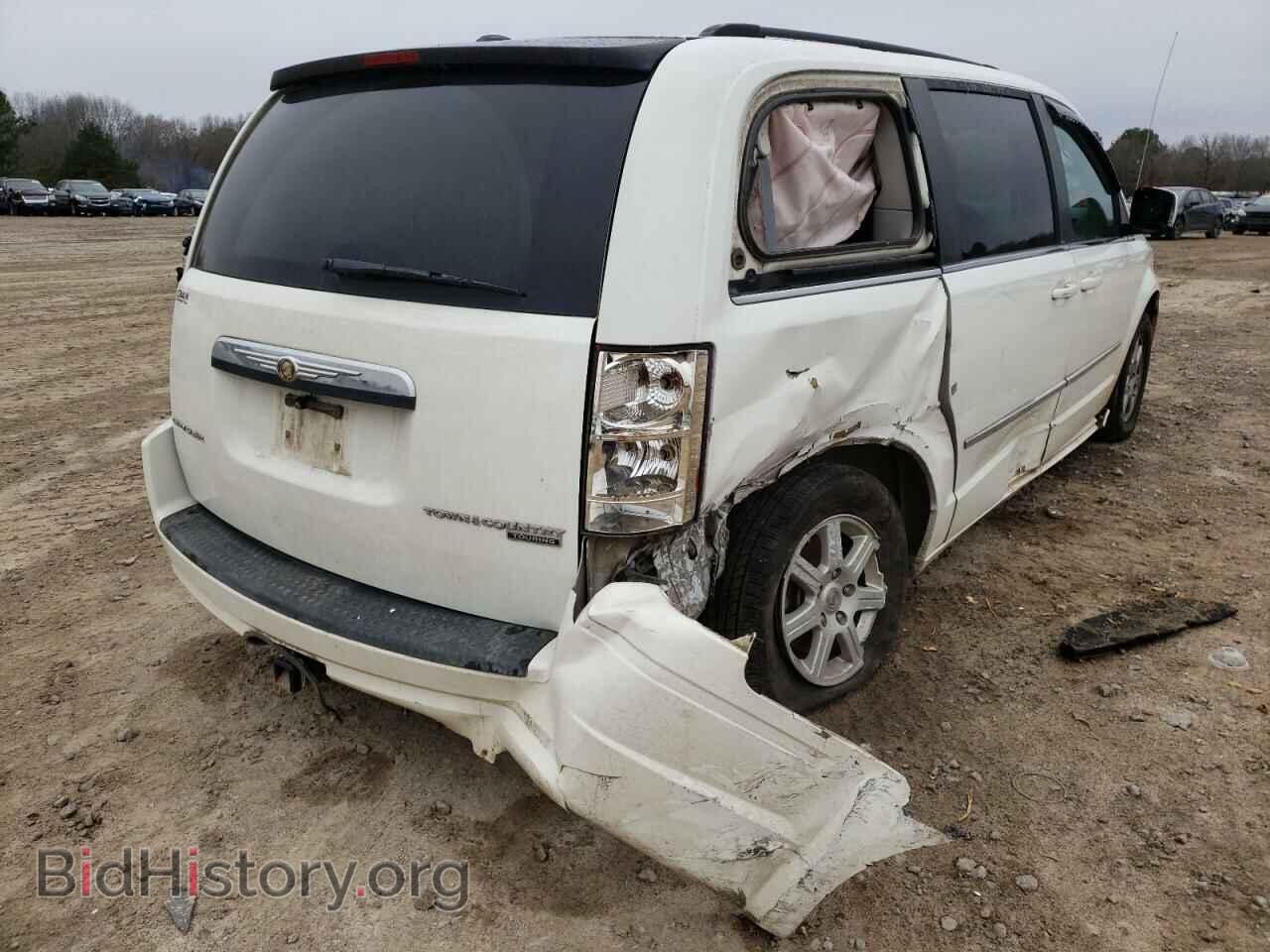 2010 CHRYSLER MINIVAN - VIN: 2A4RR5D14AR381396 - Фото 4