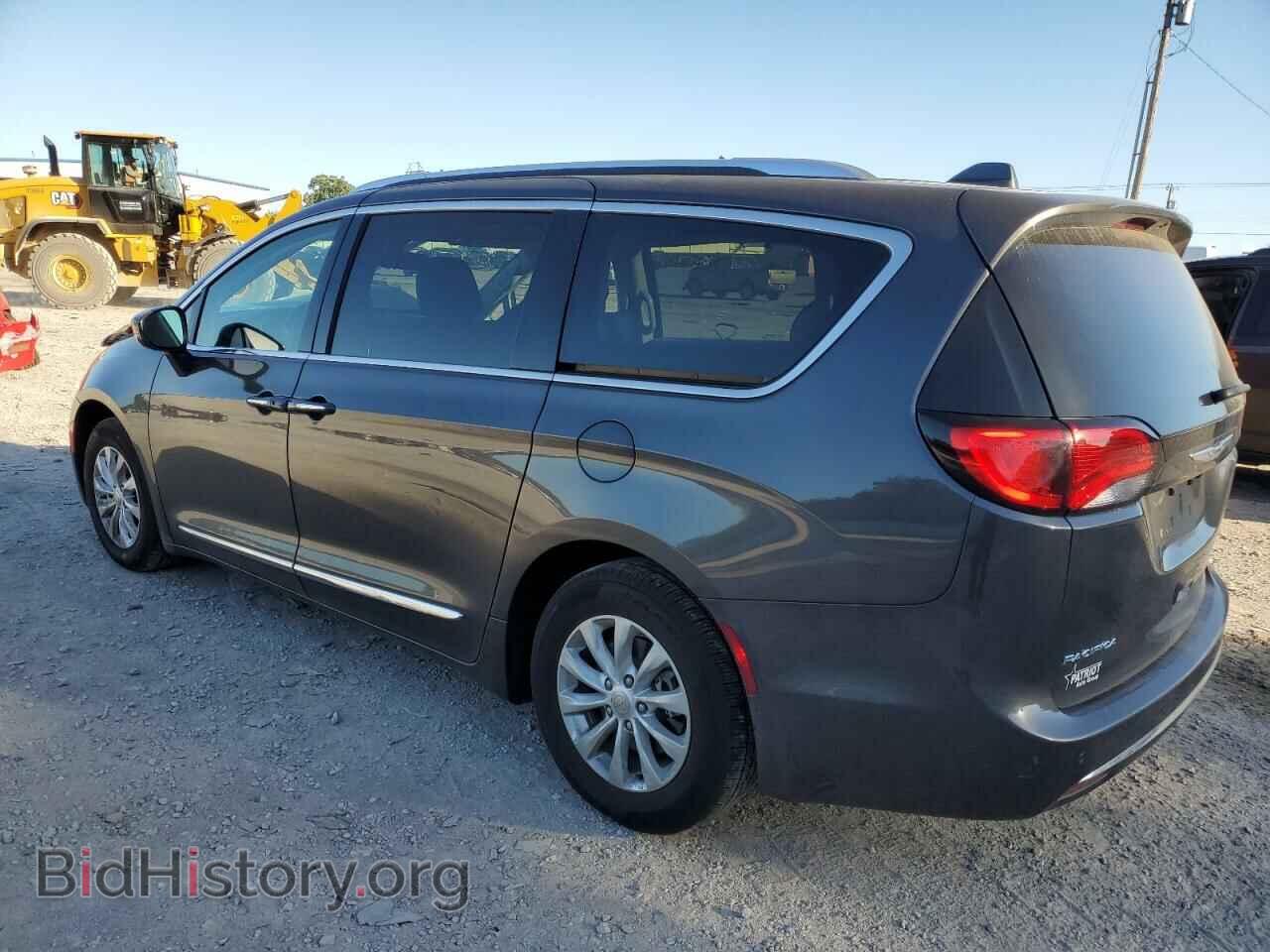 2019 CHRYSLER PACIFICA - VIN: 2C4RC1BGXKR525140 - Photo 2