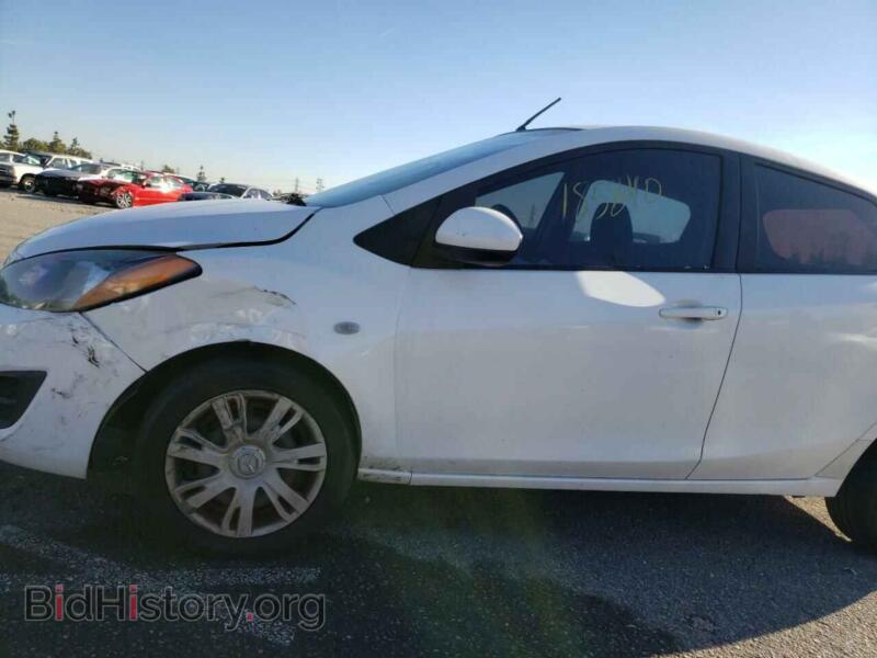2013 Mazda 2 (VIN JM1DE1KZ7D0156580) — фото 9 из 10