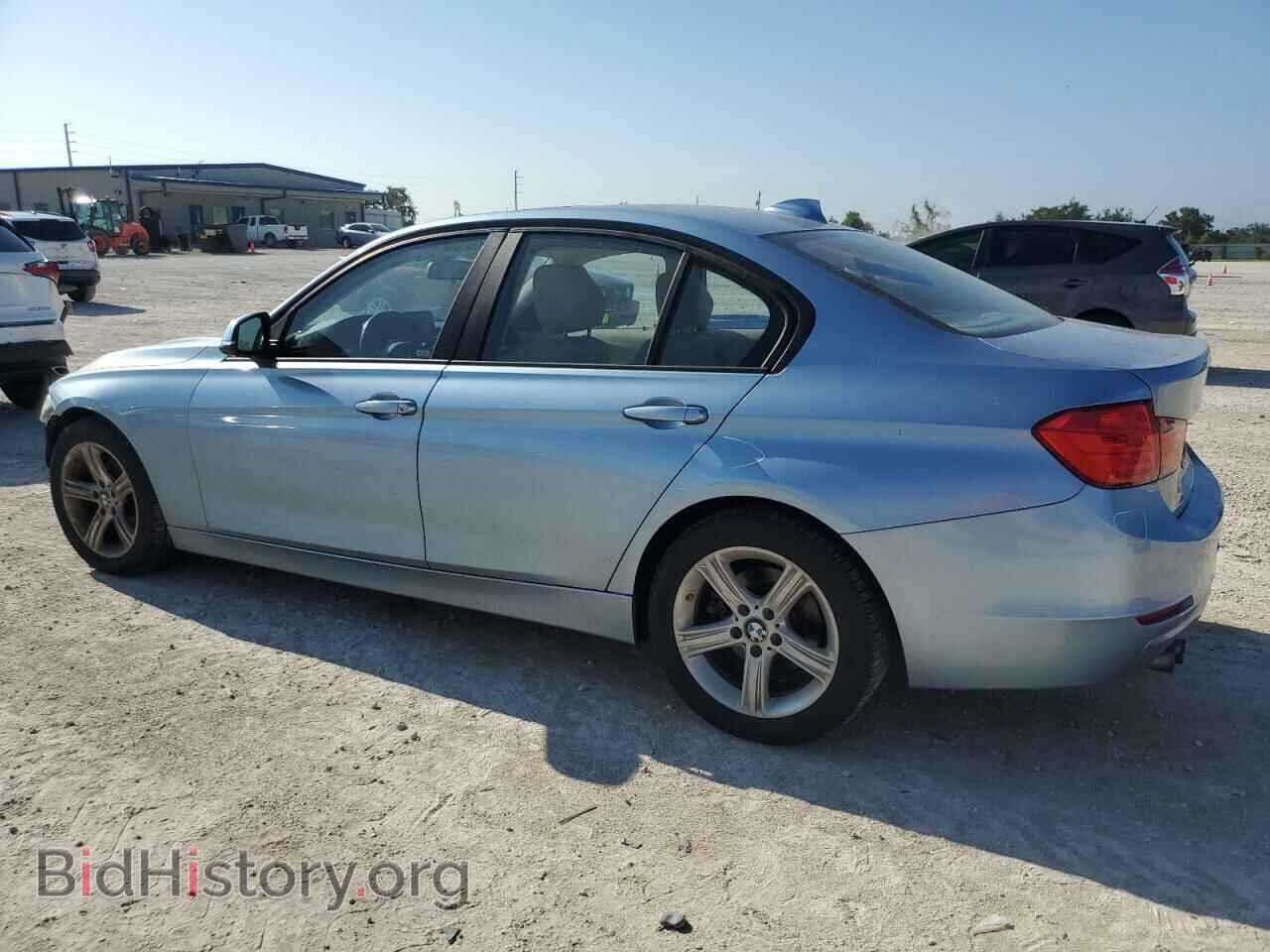 2013 BMW 3 SERIES - VIN: WBA3A5C50DF353000 - Фото 2