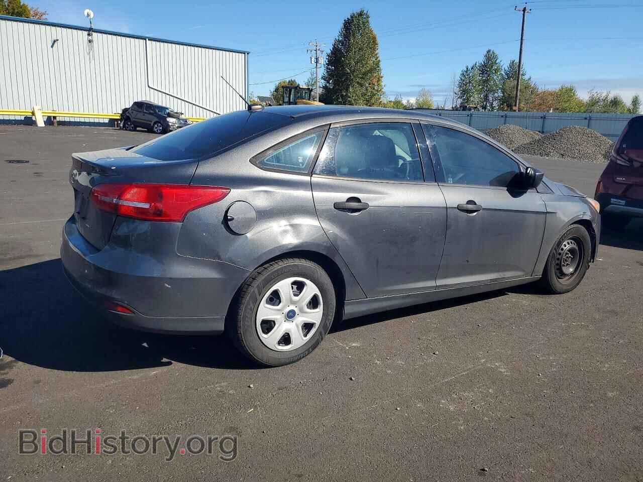 2017 FORD FOCUS - VIN: 1FADP3E26HL271329 - Фото 3