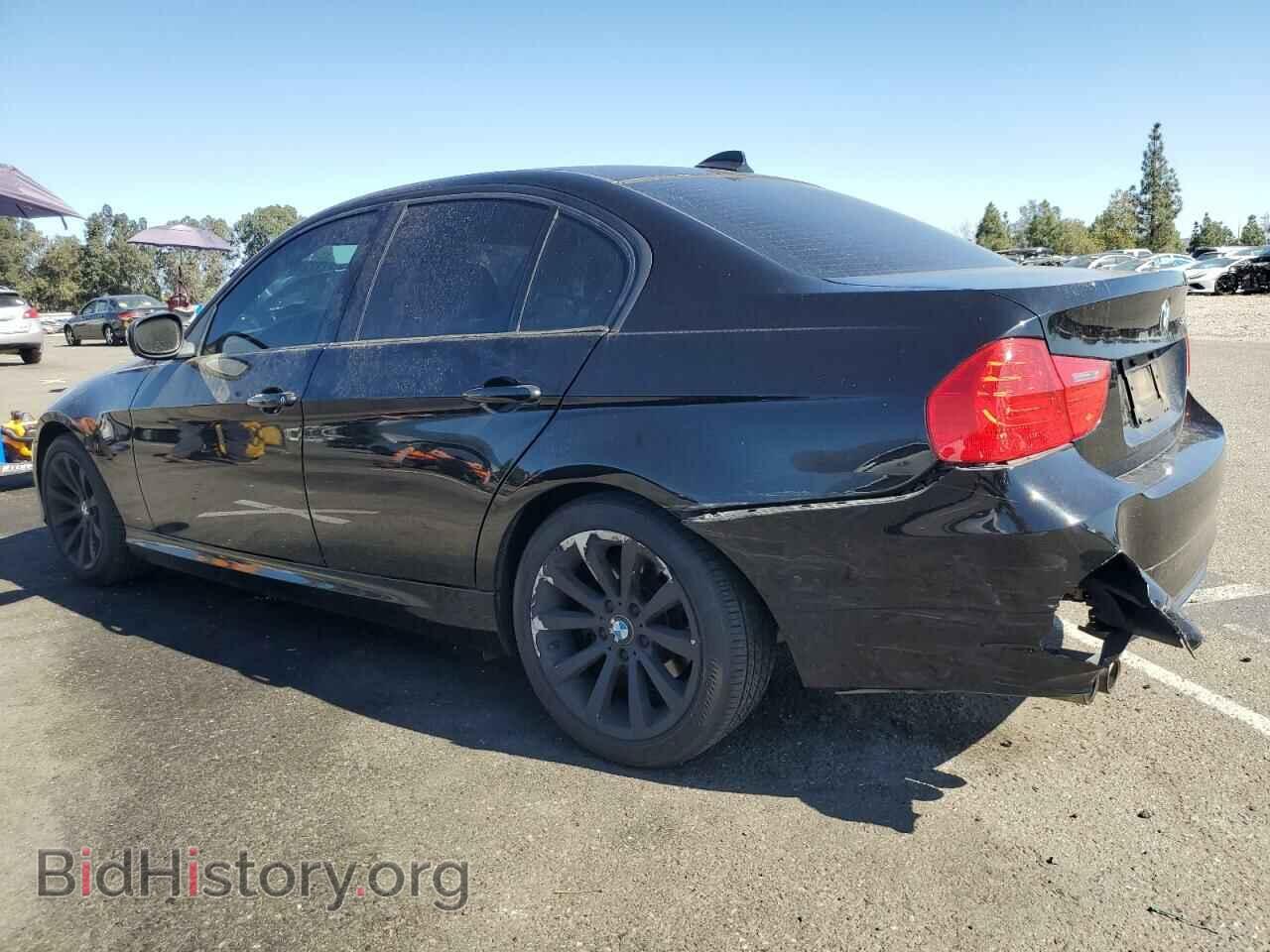 2011 BMW 3 SERIES - VIN: WBAPH5C58BF094301 - Фото 2
