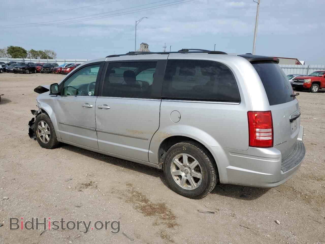 2009 CHRYSLER MINIVAN - VIN: 2A8HR54179R590279 - Фото 2