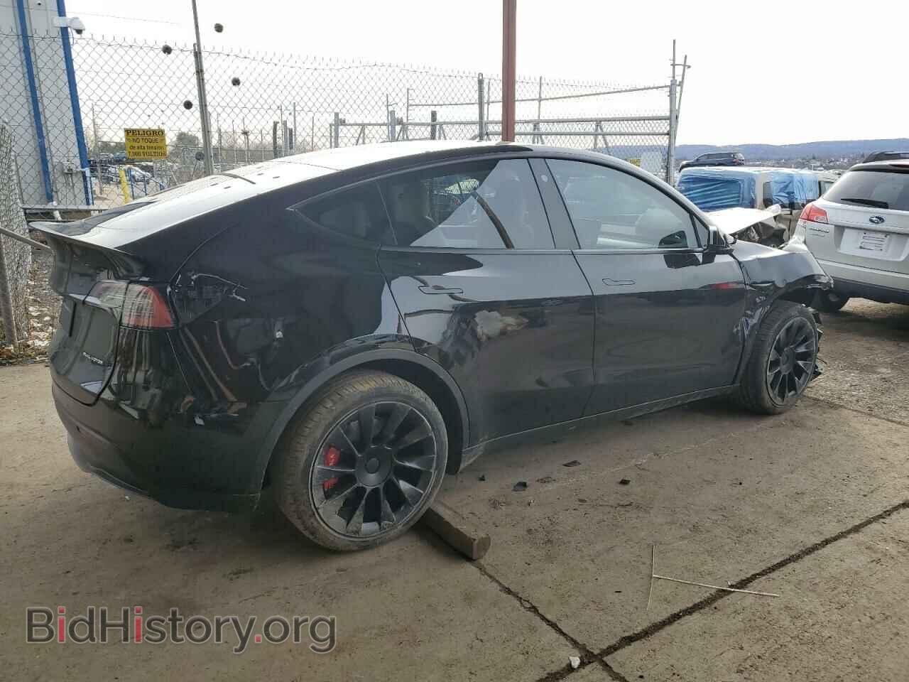 2022 TESLA MODEL Y - VIN: 7SAYGDEE4NF425775 - Фото 3