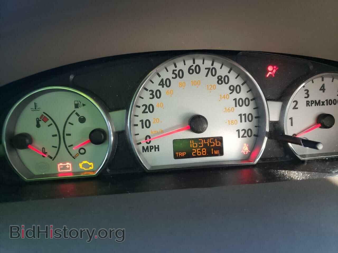 2006 SATURN ION - VIN: 1G8AL55F26Z141270 - Фото 8