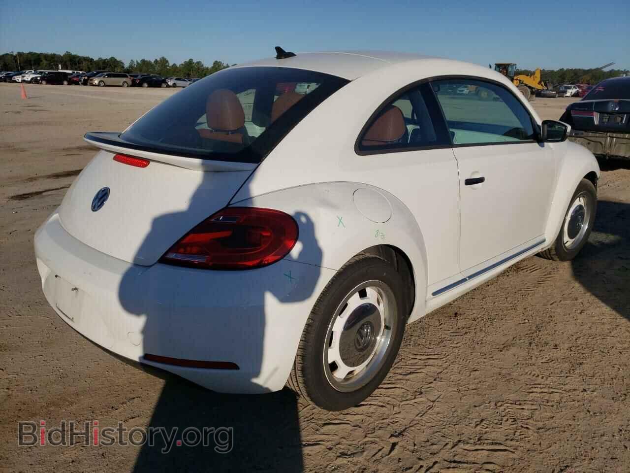 2015 VOLKSWAGEN BEETLE - VIN: 3VWF17AT3FM601155 - Фото 3
