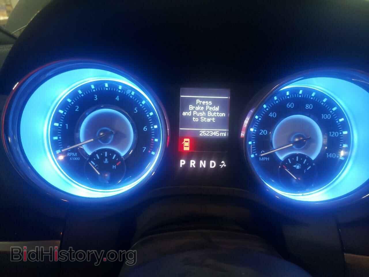 2011 CHRYSLER 300 - VIN: 2C3CA5CG1BH580197 - Фото 9
