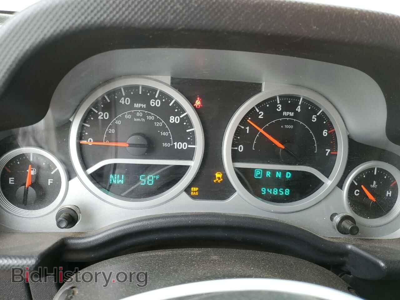 2010 JEEP WRANGLER - VIN: 1J4AA2D12AL225577 - Фото 9